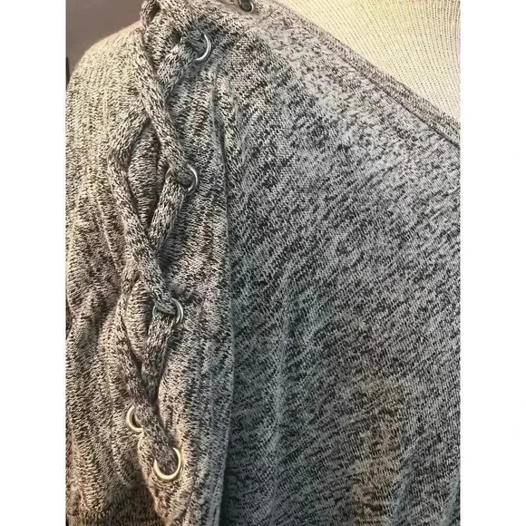 workshop womens shirt size large laced shoulder detail - Picture 2 of 5